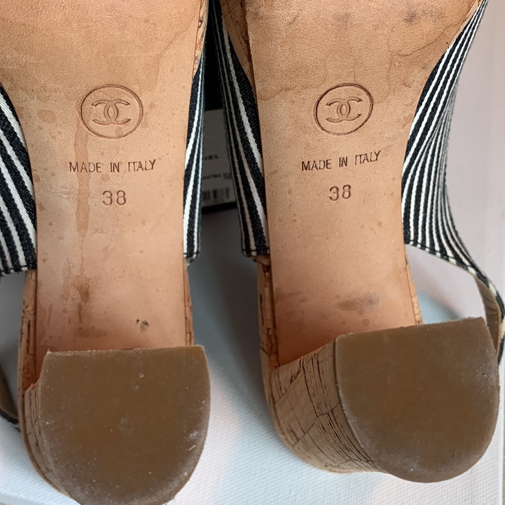 CHANEL 🖤 Black White Stripe Patent CC Logo Cork Canvas Slingback Platform Heel - Picture 8 of 16